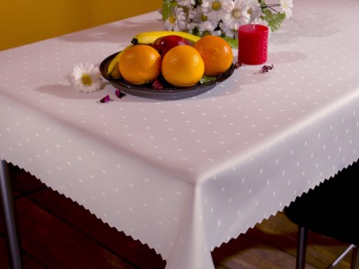 OBRUSY POLIESTROWE PLAMOODPORNE